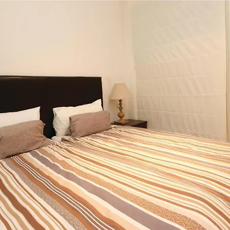 2 Bedroom Lovely In